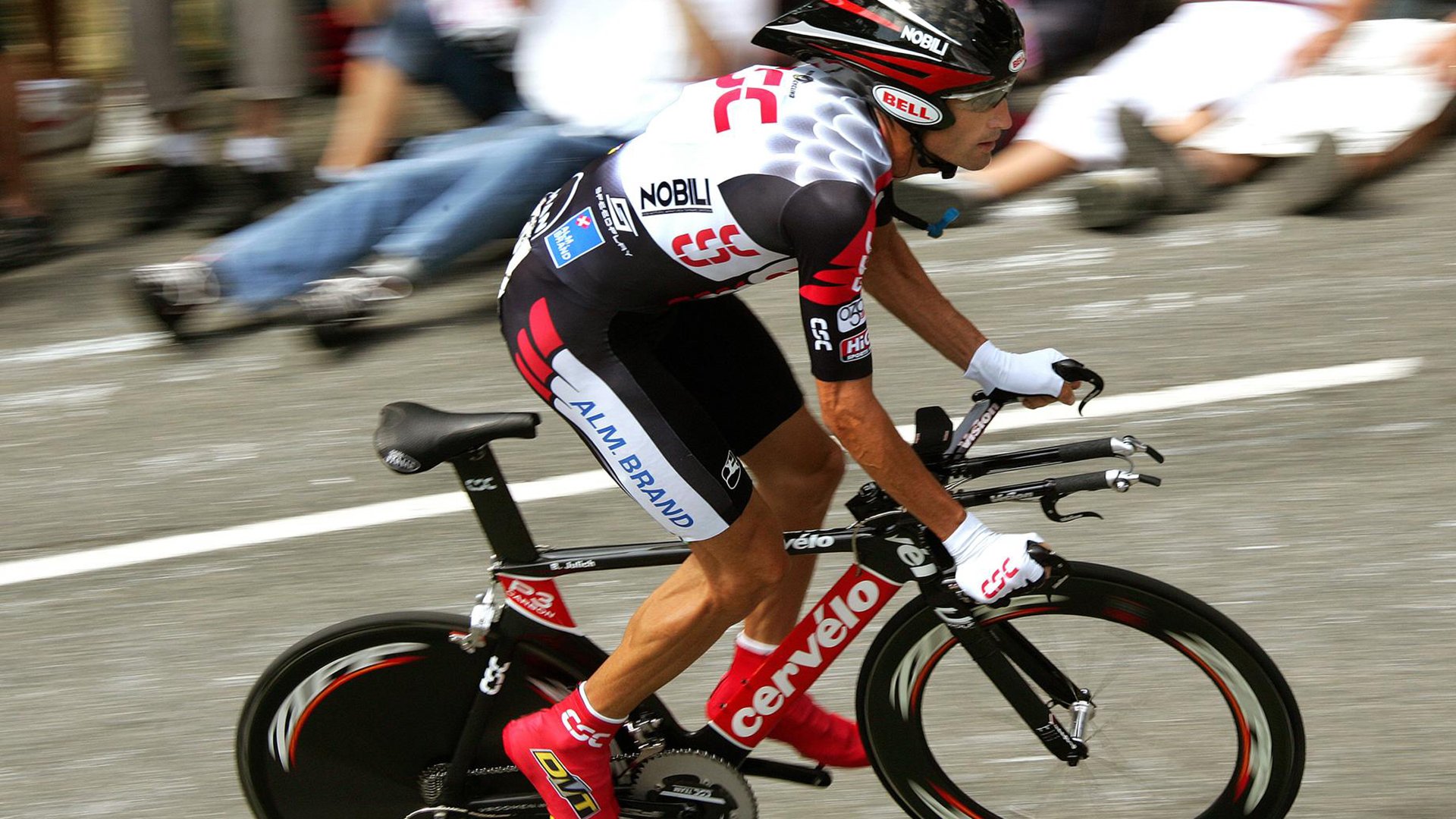 _篮网队实力出众，继续领跑联盟_，你知道篮网队吗