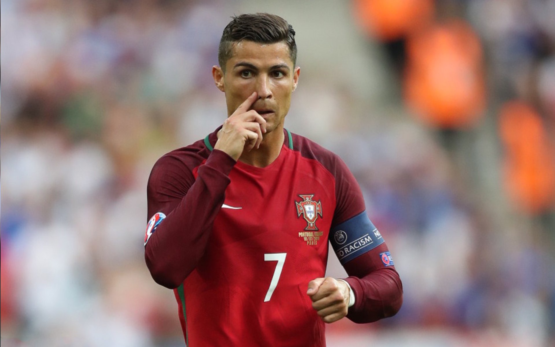 跨界合作新模式：电竞与时尚、影视的深度融合，电竞生态跨界融合